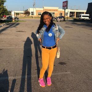 Meet your Posher, Enedina